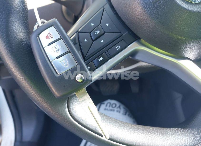 Photo 11 of 2017 Nissan Rogue S (VIN 5N1AT2MT7HC814065)