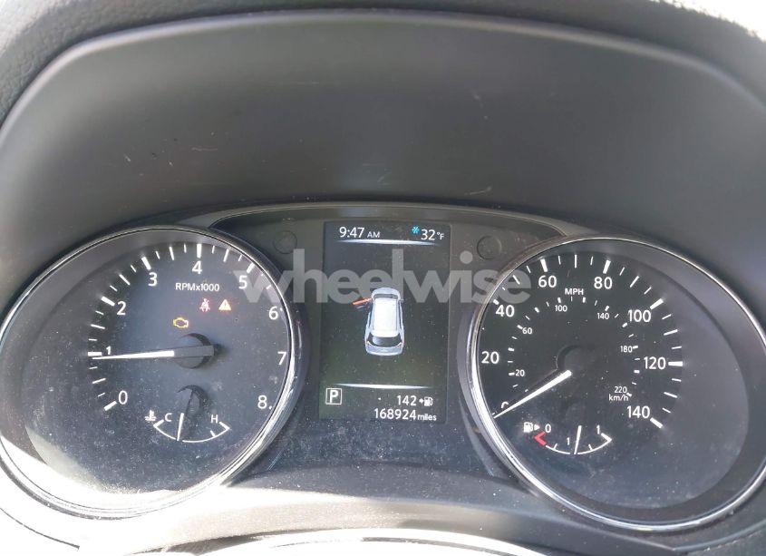 Photo 7 of 2017 Nissan Rogue S (VIN 5N1AT2MT7HC814065)