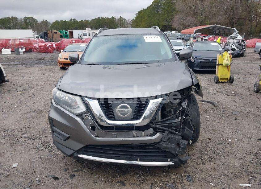 Photo 13 of 2017 Nissan Rogue SV (VIN 5N1AT2MT7HC863864)