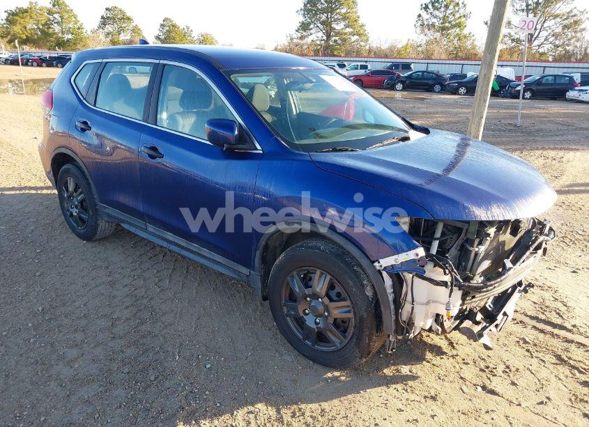 2017 Nissan Rogue S (VIN 5N1AT2MT7HC871320) main photo