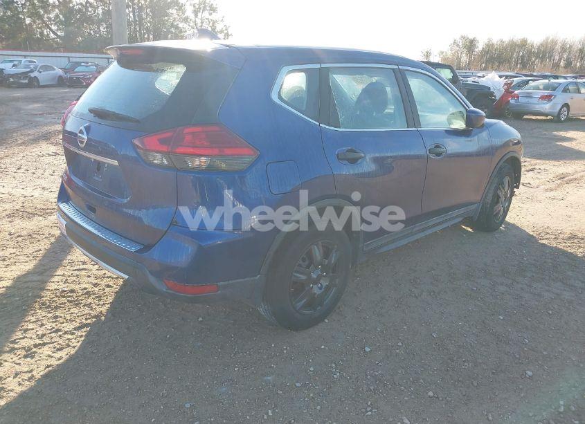 Photo 4 of 2017 Nissan Rogue S (VIN 5N1AT2MT7HC871320)