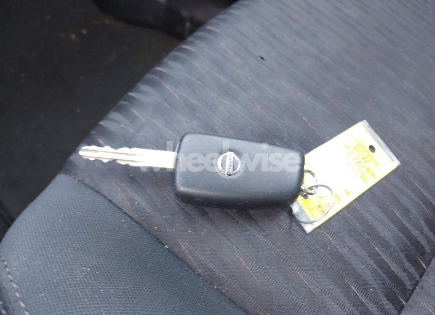 Photo 11 of 2018 Nissan Rogue S (VIN 5N1AT2MT7JC776195)