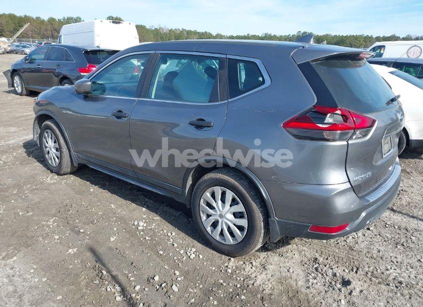 Photo 3 of 2018 Nissan Rogue S (VIN 5N1AT2MT7JC776195)