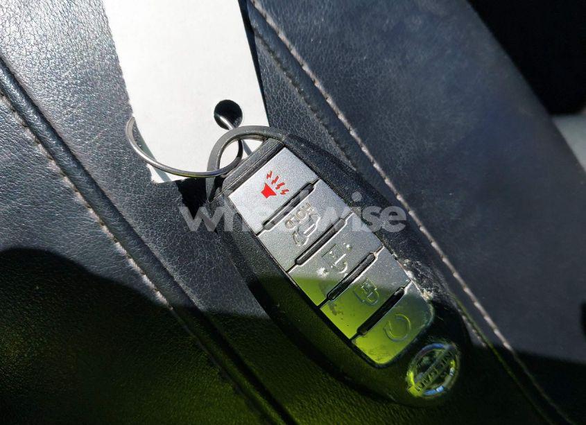 Photo 11 of 2018 Nissan Rogue SV (VIN 5N1AT2MT7JC799783)