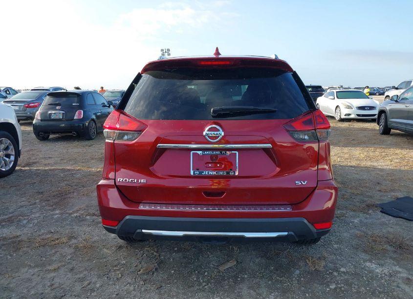 Photo 16 of 2018 Nissan Rogue SV (VIN 5N1AT2MT7JC808630)