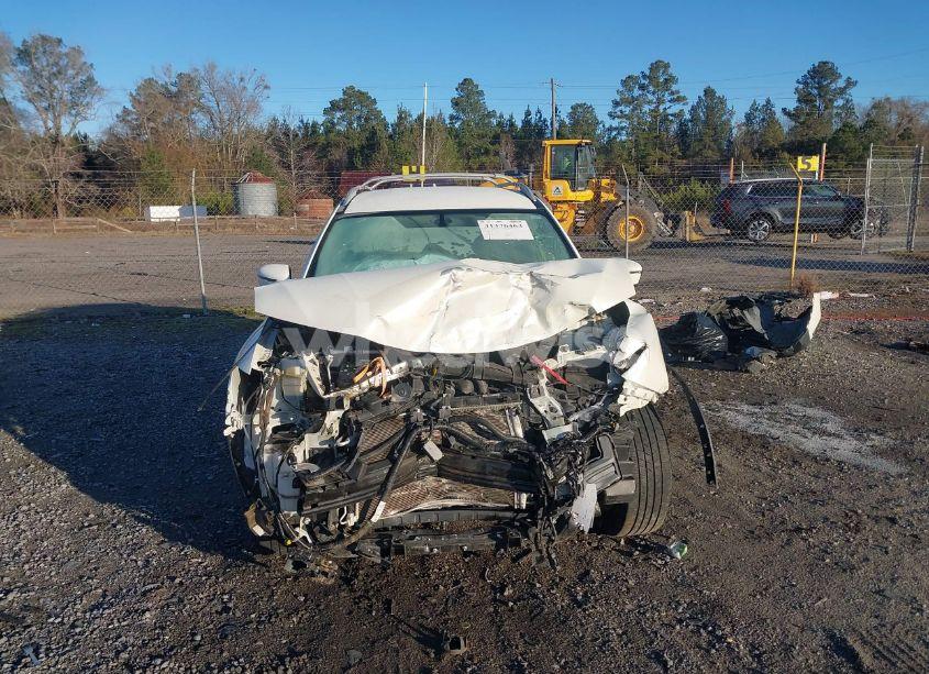 Photo 12 of 2018 Nissan Rogue SV (VIN 5N1AT2MT7JC814962)