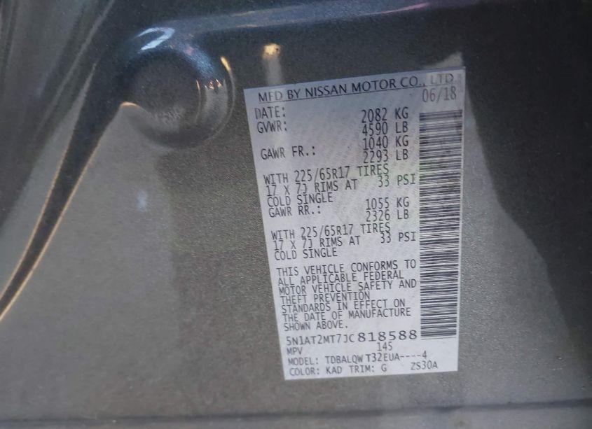 Photo 9 of 2018 Nissan Rogue SV (VIN 5N1AT2MT7JC818588)