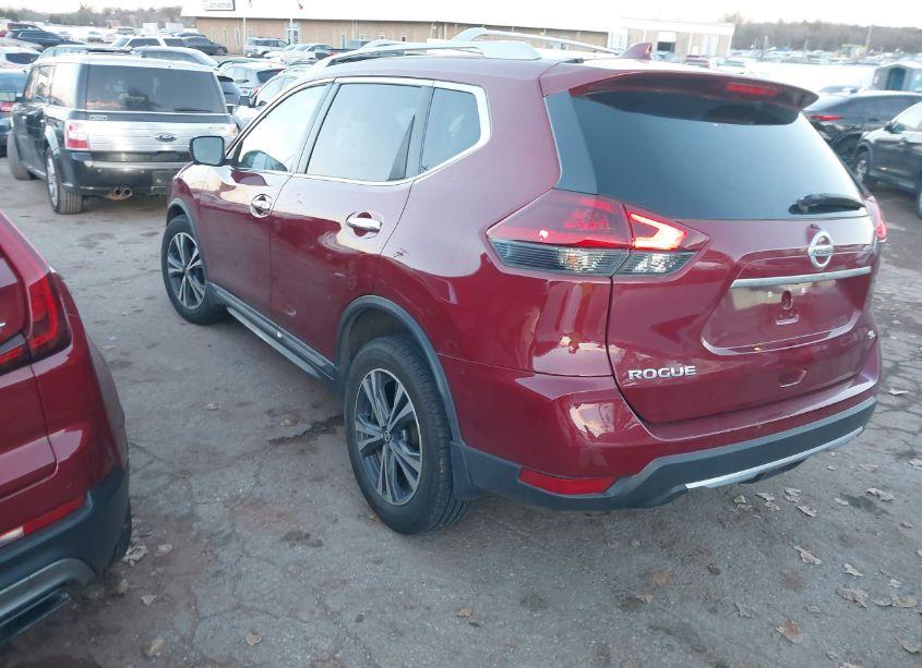 Photo 3 of 2018 Nissan Rogue SL (VIN 5N1AT2MT7JC837433)