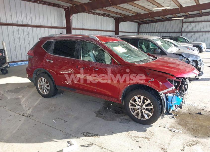Photo 14 of 2018 Nissan Rogue SV (VIN 5N1AT2MT7JC842275)