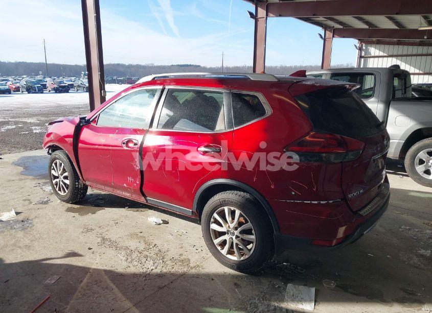 Photo 15 of 2018 Nissan Rogue SV (VIN 5N1AT2MT7JC842275)