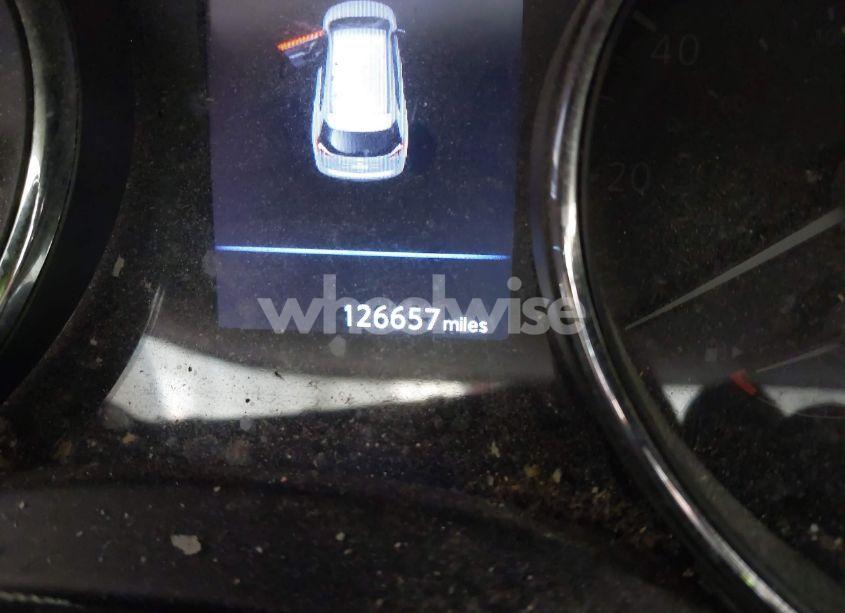 Photo 16 of 2018 Nissan Rogue SV (VIN 5N1AT2MT7JC842275)