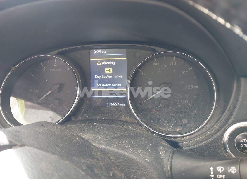 Photo 7 of 2018 Nissan Rogue SV (VIN 5N1AT2MT7JC842275)