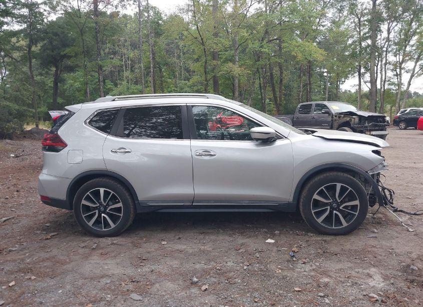 Photo 13 of 2019 Nissan Rogue SL (VIN 5N1AT2MT7KC738323)