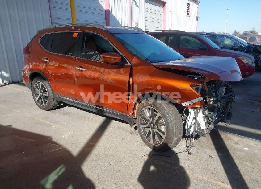 2019 Nissan Rogue SL (VIN 5N1AT2MT7KC761665) main photo
