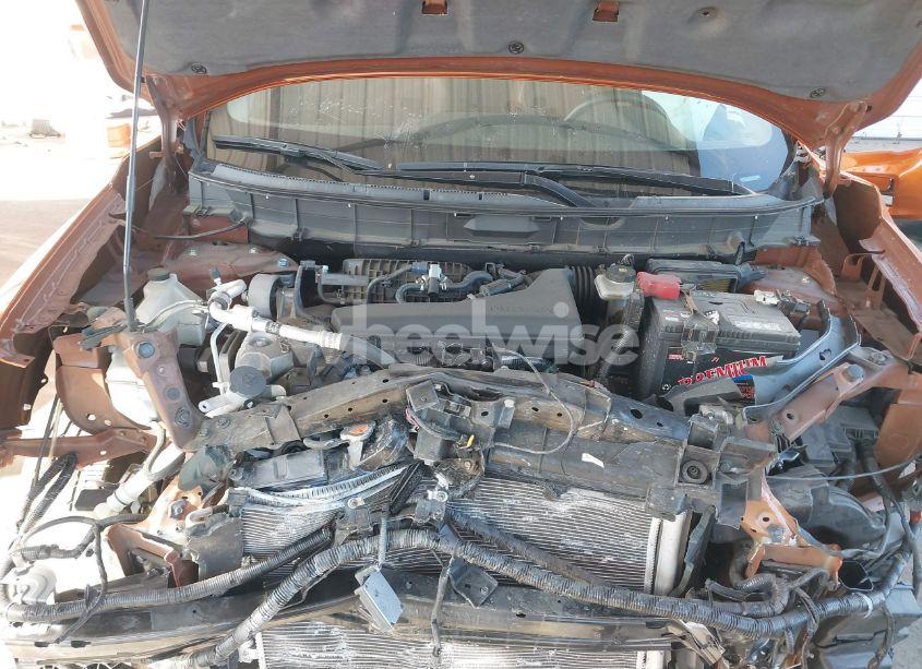 Photo 10 of 2019 Nissan Rogue SL (VIN 5N1AT2MT7KC761665)