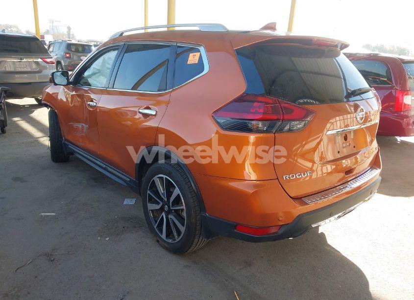 Photo 3 of 2019 Nissan Rogue SL (VIN 5N1AT2MT7KC761665)