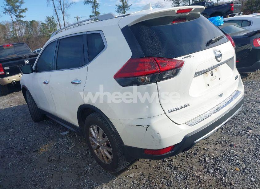 Photo 3 of 2019 Nissan Rogue S (VIN 5N1AT2MT7KC783987)