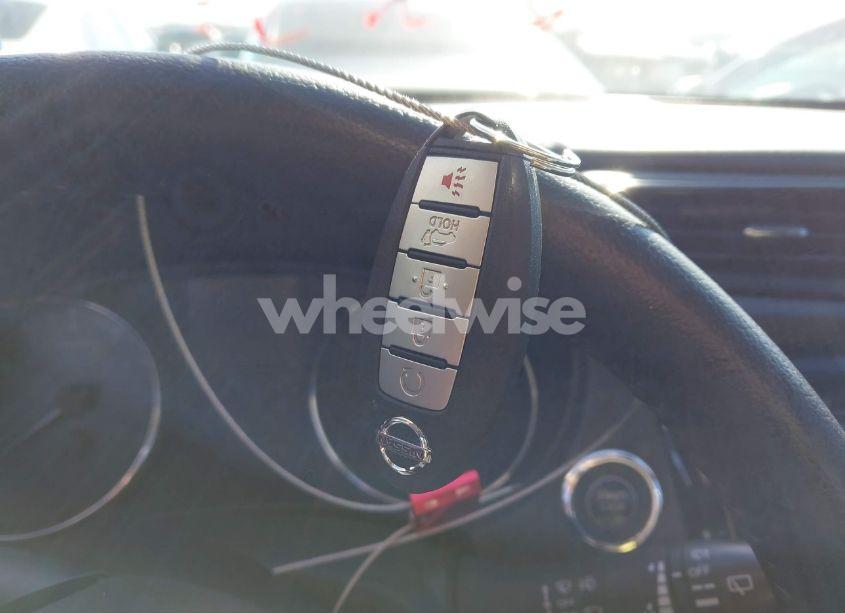 Photo 11 of 2019 Nissan Rogue SV (VIN 5N1AT2MT7KC799235)