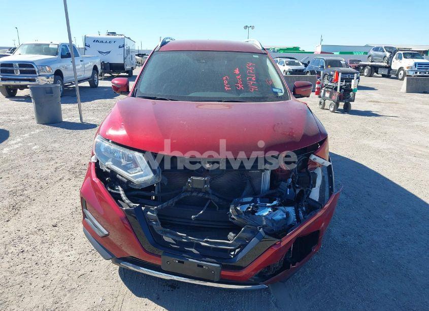 Photo 12 of 2019 Nissan Rogue SV (VIN 5N1AT2MT7KC799235)