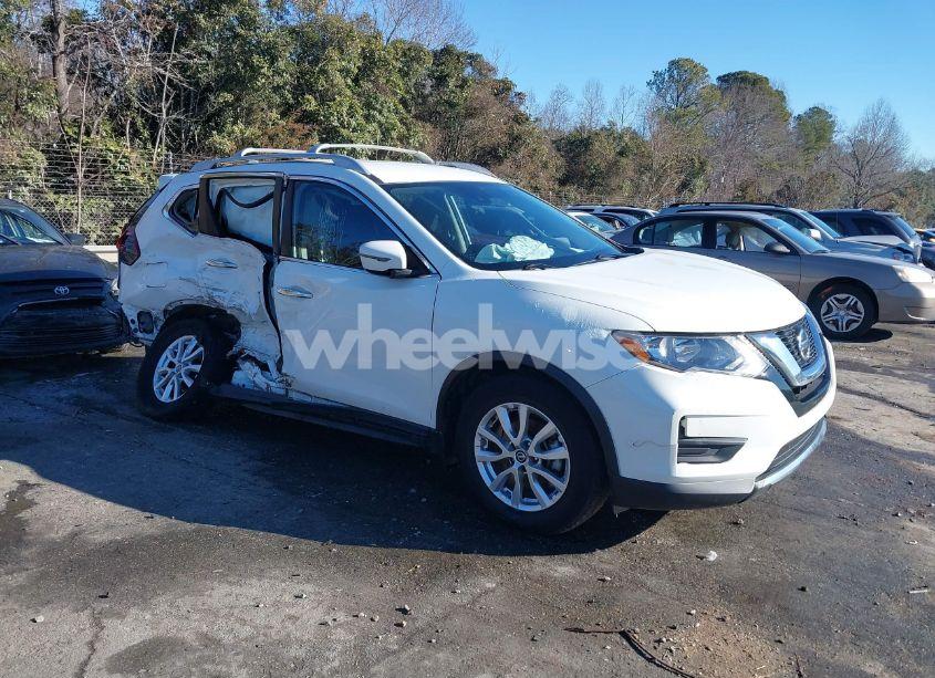 2019 Nissan Rogue S (VIN 5N1AT2MT7KC836591) main photo