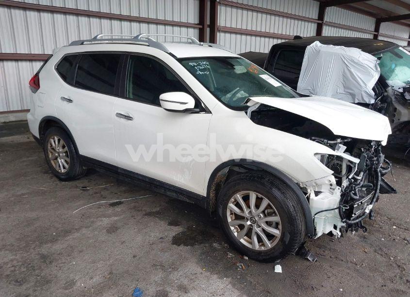 2019 Nissan Rogue S (VIN 5N1AT2MT7KC844450) main photo