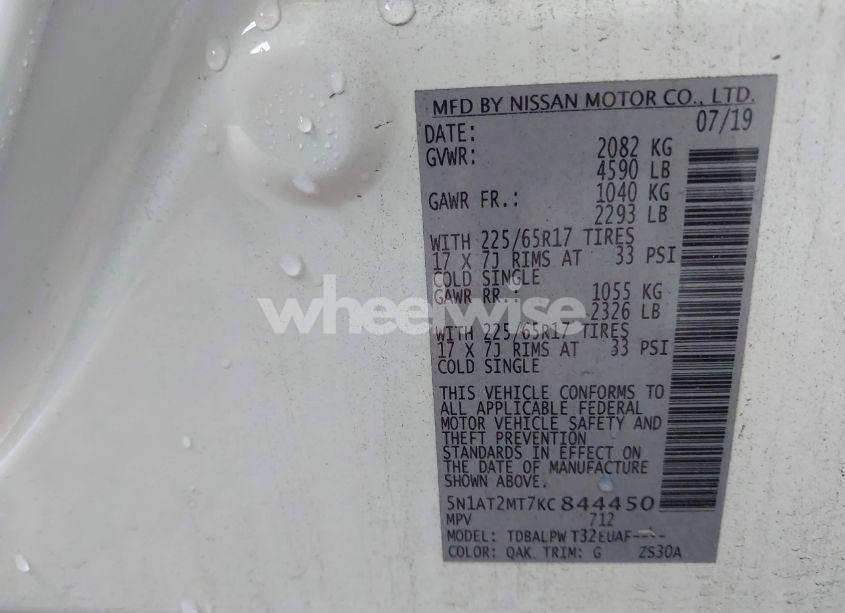 Photo 9 of 2019 Nissan Rogue S (VIN 5N1AT2MT7KC844450)