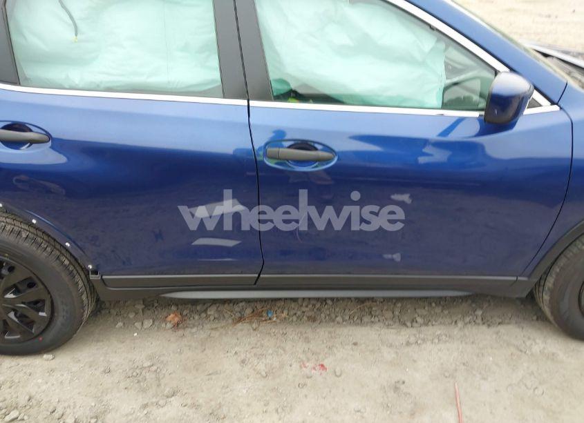 Photo 14 of 2020 Nissan Rogue S FWD (VIN 5N1AT2MT7LC801812)