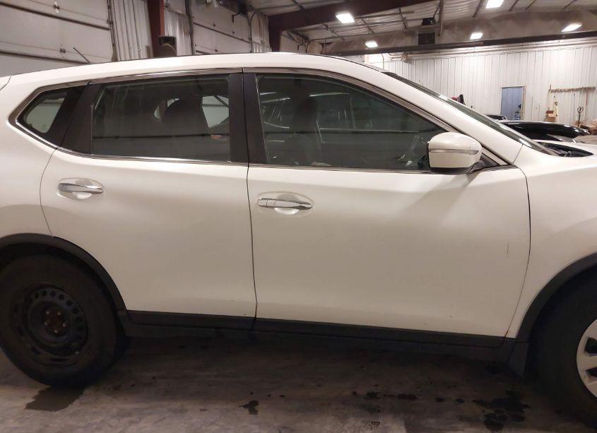 Photo 13 of 2014 Nissan Rogue S (VIN 5N1AT2MT8EC762327)