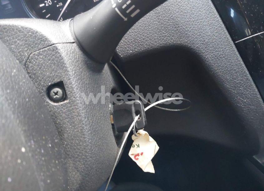 Photo 11 of 2014 Nissan Rogue S (VIN 5N1AT2MT8EC824762)