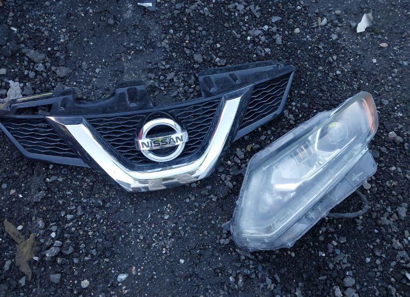 Photo 12 of 2015 Nissan Rogue SL (VIN 5N1AT2MT8FC771840)