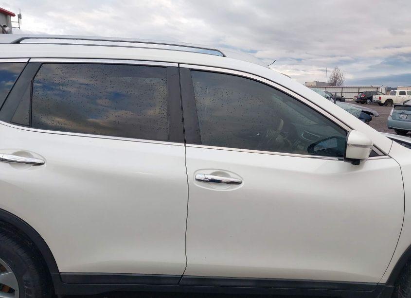 Photo 14 of 2015 Nissan Rogue SL (VIN 5N1AT2MT8FC771840)