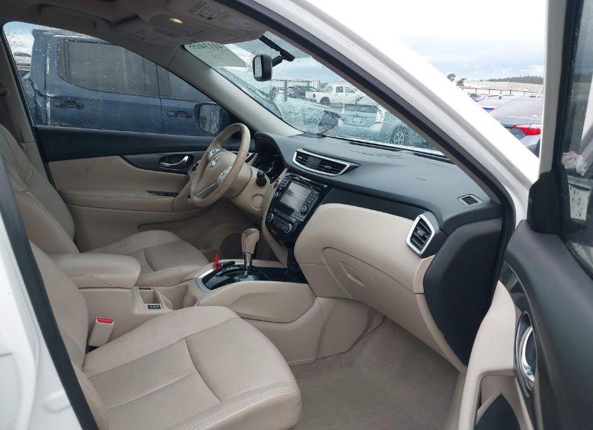 Photo 5 of 2015 Nissan Rogue SL (VIN 5N1AT2MT8FC771840)