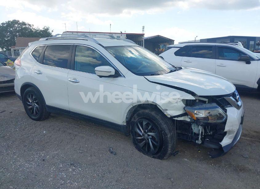 2015 Nissan Rogue SL (VIN 5N1AT2MT8FC803721) main photo