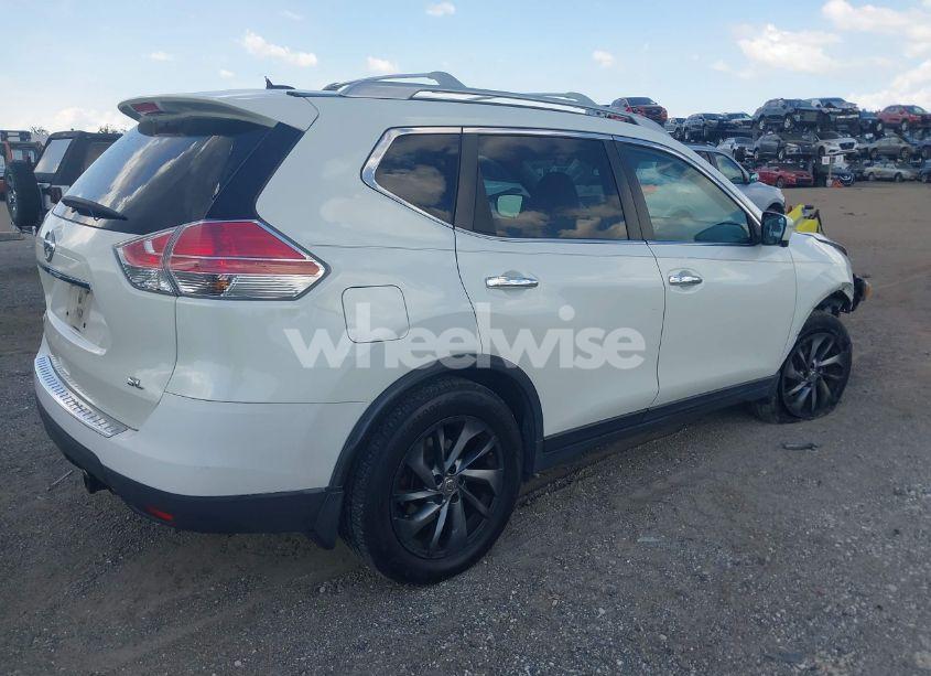 Photo 4 of 2015 Nissan Rogue SL (VIN 5N1AT2MT8FC803721)