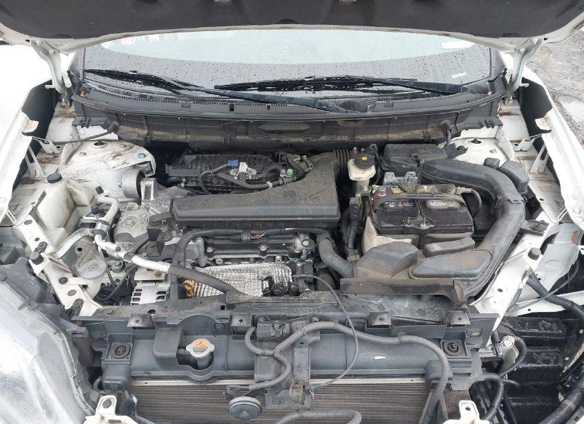 Photo 10 of 2015 Nissan Rogue SL (VIN 5N1AT2MT8FC855706)