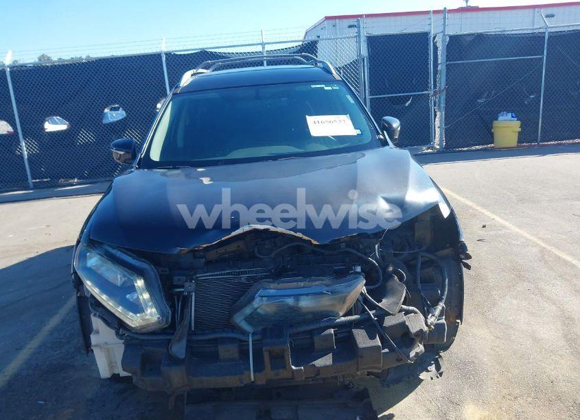 Photo 13 of 2015 Nissan Rogue SV (VIN 5N1AT2MT8FC911286)