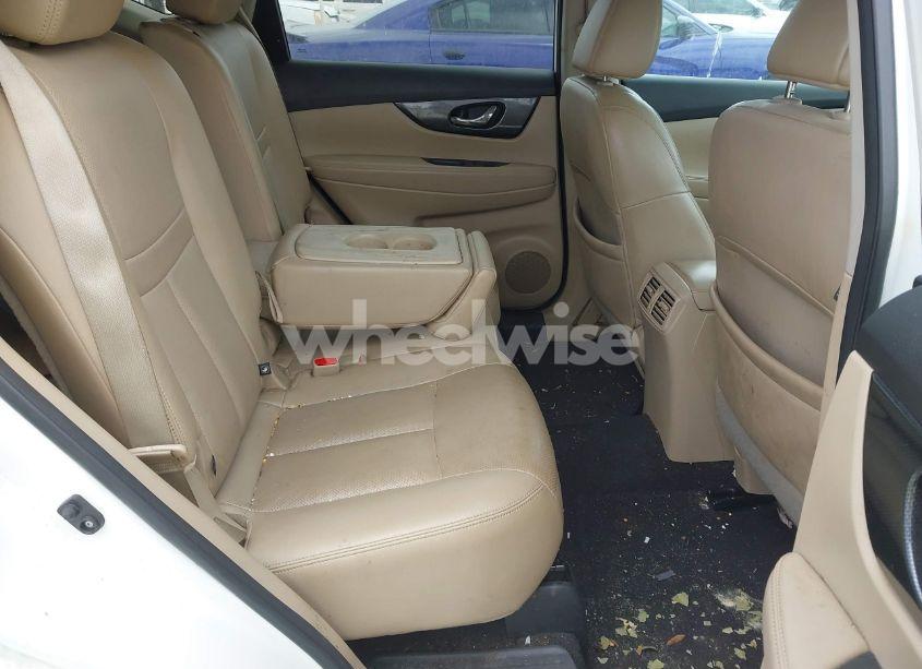 Photo 8 of 2016 Nissan Rogue SL (VIN 5N1AT2MT8GC752190)