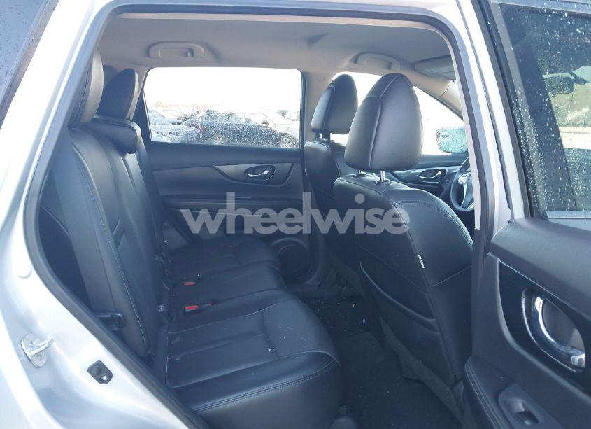 Photo 8 of 2016 Nissan Rogue SL (VIN 5N1AT2MT8GC788381)