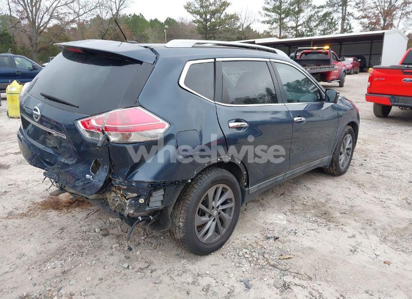 Photo 4 of 2016 Nissan Rogue SL (VIN 5N1AT2MT8GC804823)