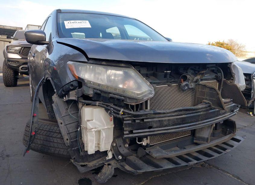 Photo 6 of 2016 Nissan Rogue S (VIN 5N1AT2MT8GC829690)