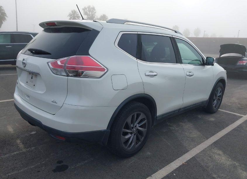Photo 4 of 2016 Nissan Rogue SL (VIN 5N1AT2MT8GC855433)
