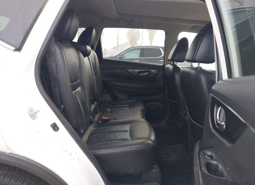 Photo 8 of 2016 Nissan Rogue SL (VIN 5N1AT2MT8GC855433)