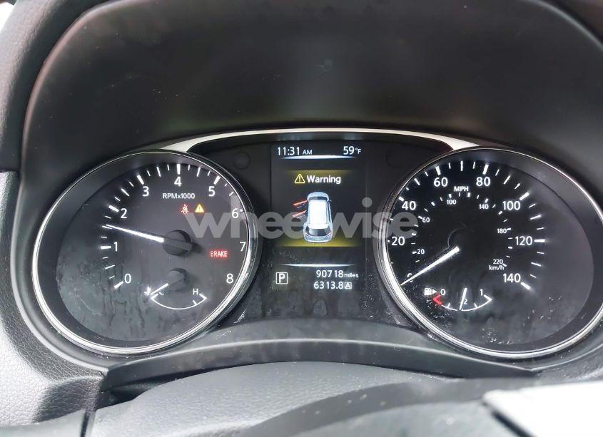 Photo 7 of 2016 Nissan Rogue SV (VIN 5N1AT2MT8GC862768)