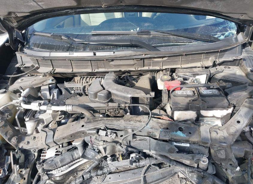 Photo 10 of 2017 Nissan Rogue SL (VIN 5N1AT2MT8HC761571)