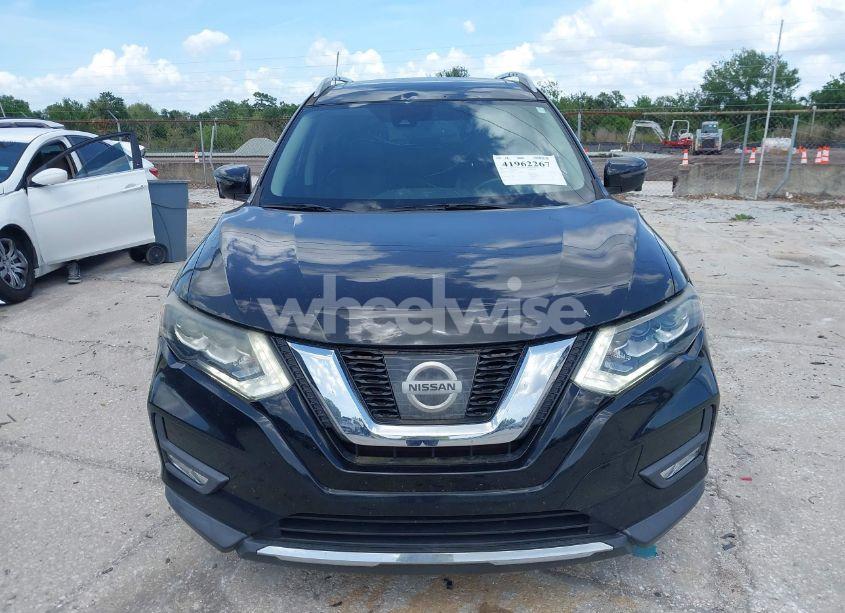 Photo 12 of 2017 Nissan Rogue SL (VIN 5N1AT2MT8HC773039)