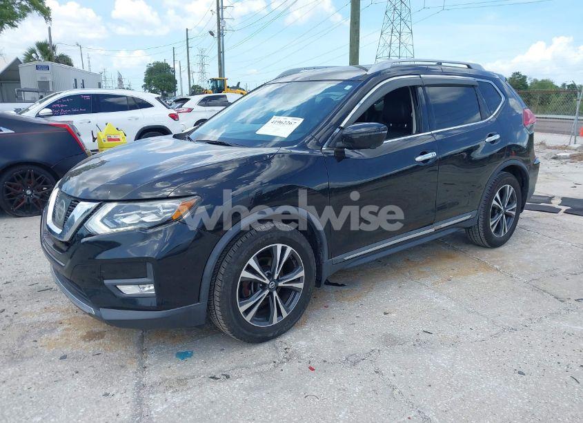 Photo 2 of 2017 Nissan Rogue SL (VIN 5N1AT2MT8HC773039)