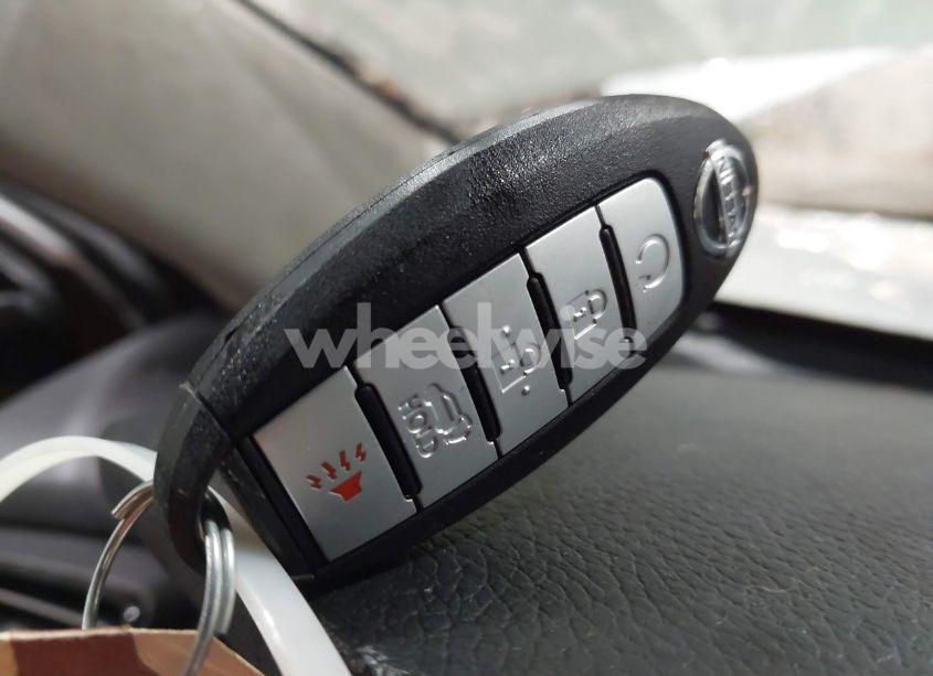 Photo 11 of 2017 Nissan Rogue SL (VIN 5N1AT2MT8HC784235)