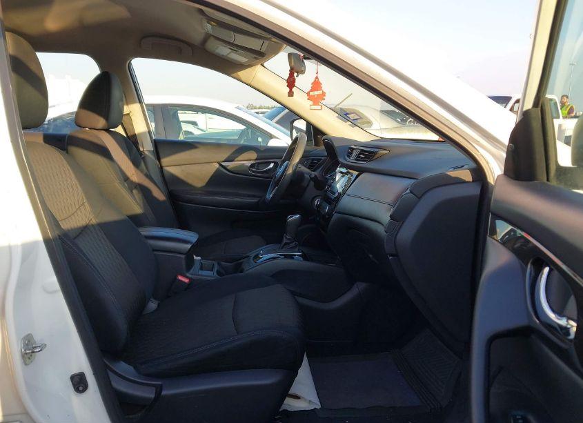 Photo 5 of 2017 Nissan Rogue S (VIN 5N1AT2MT8HC835300)