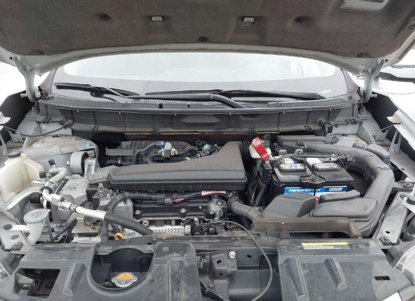 Photo 10 of 2017 Nissan Rogue SL (VIN 5N1AT2MT8HC864392)