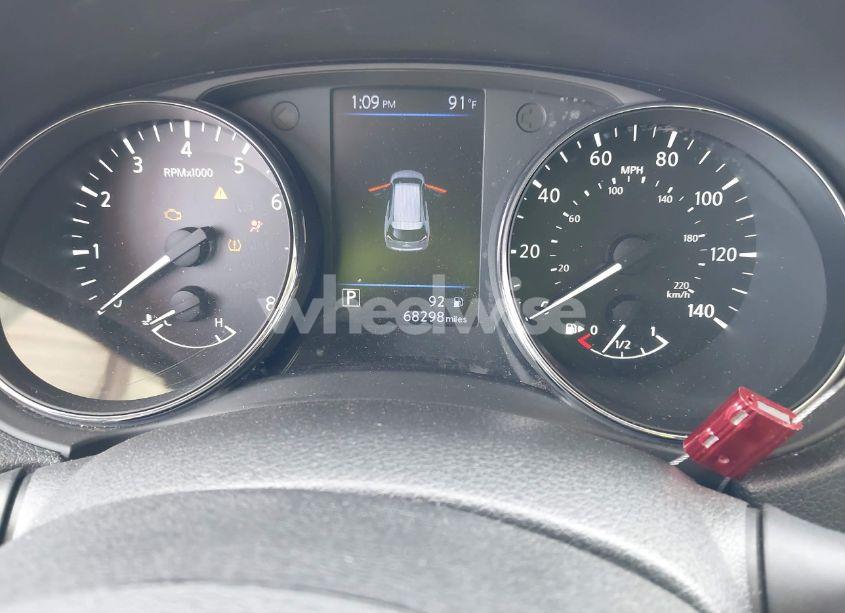 Photo 7 of 2018 Nissan Rogue SV (VIN 5N1AT2MT8JC767506)